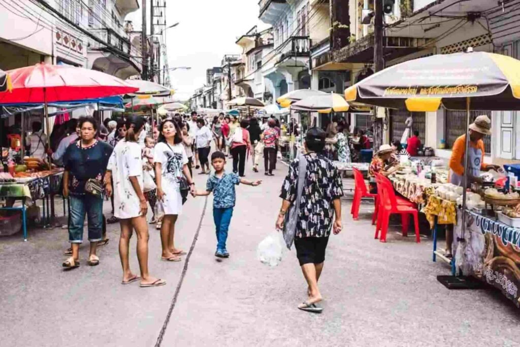 Stores And Streets You Can Reach On Foot