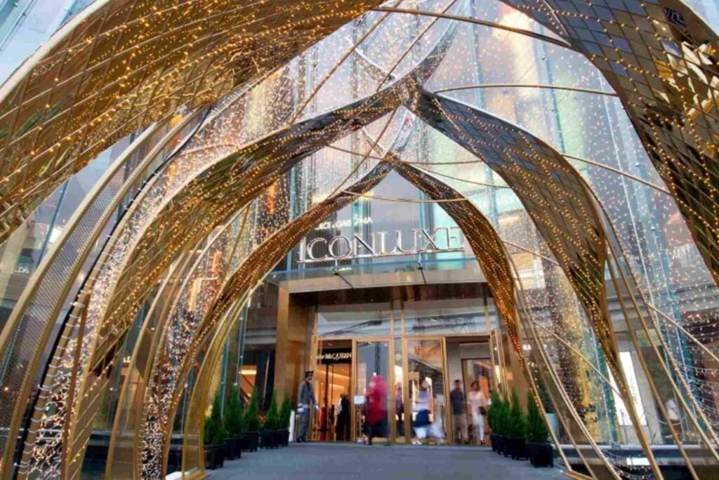 Thailand Bangkok ICONSIAM VS Siam Paragon Guide