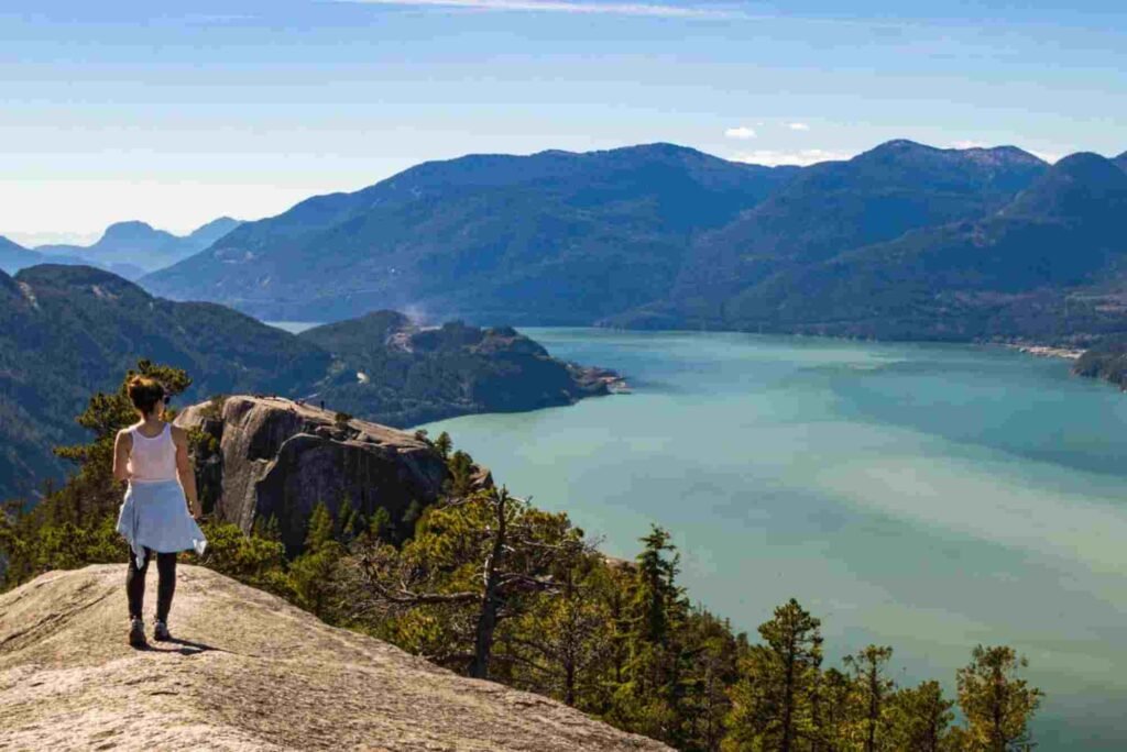 7 Best Hikes Near Vancouver You Can Do This Weekend